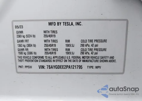 2023 Tesla Model Y Awd/Long Range Dual Motor All-Wheel Drive z USA, uszkodzony, nr VIN 7SAYGDEE2PA121795